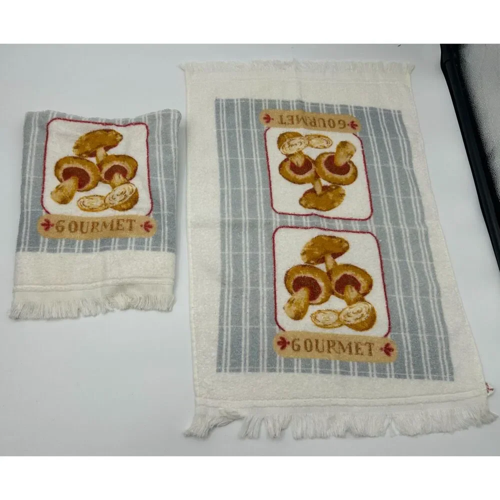 VTG 70s Kitchen Towel 17 pc Lot Mushroom Owl Retro Vegetable Linens Fabric Flaw